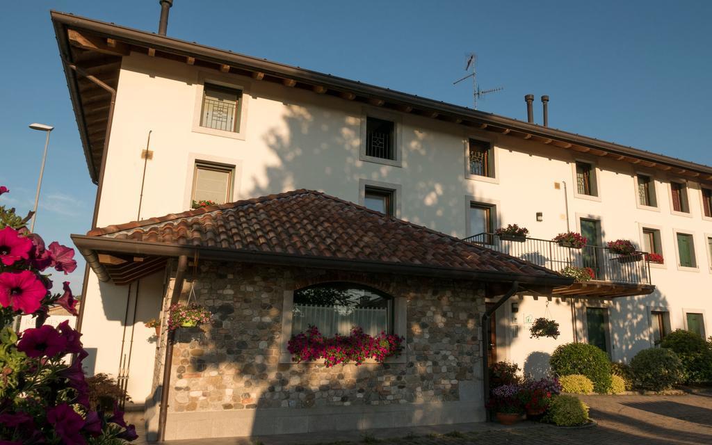Agriturismo Residence Caporale Remanzacco Luaran gambar